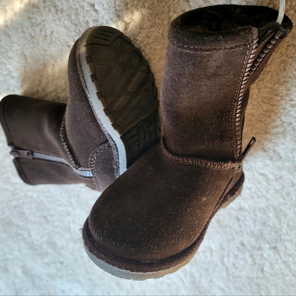 Brown Suede Boots for Toddlers Size 6 M